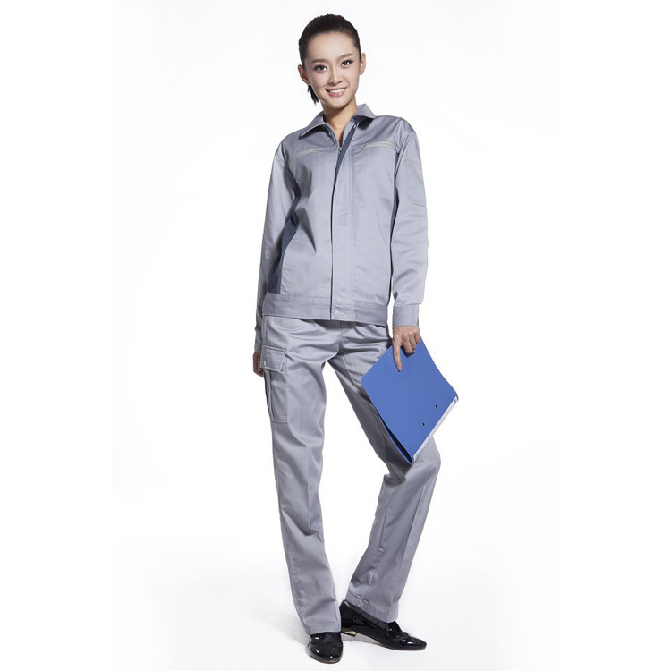 工作服的重要性體現(xiàn)在哪里?定做工作服需要注意哪些細(xì)節(jié)?