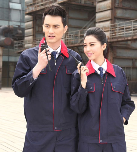 工作服的重要性體現(xiàn)在哪里?定做工作服需要注意哪些細(xì)節(jié)?